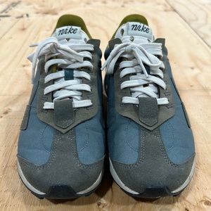 Nike Air Max Pre-Day sz 9.5